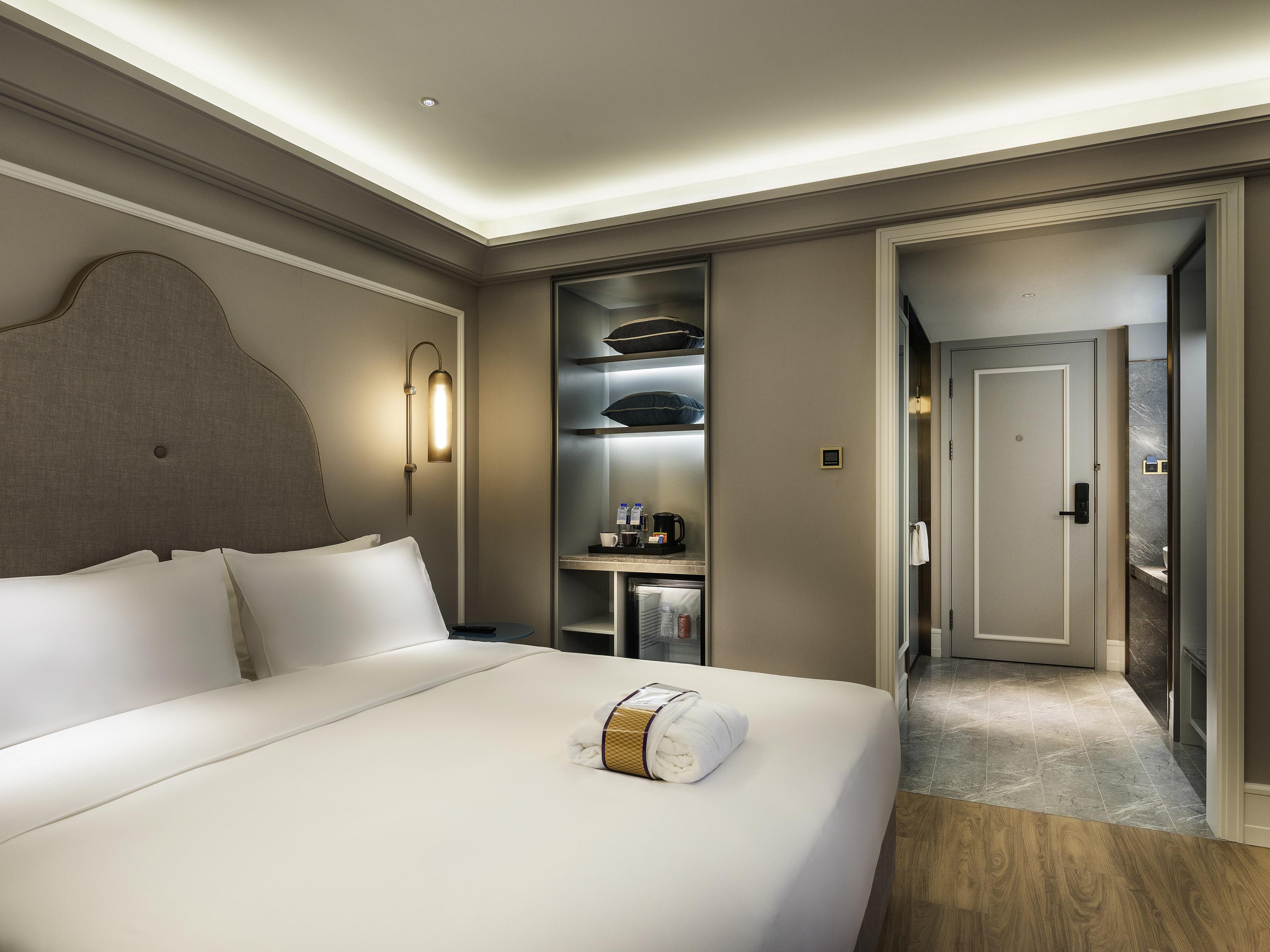 Mercure Chengdu Chunxi Exterior photo