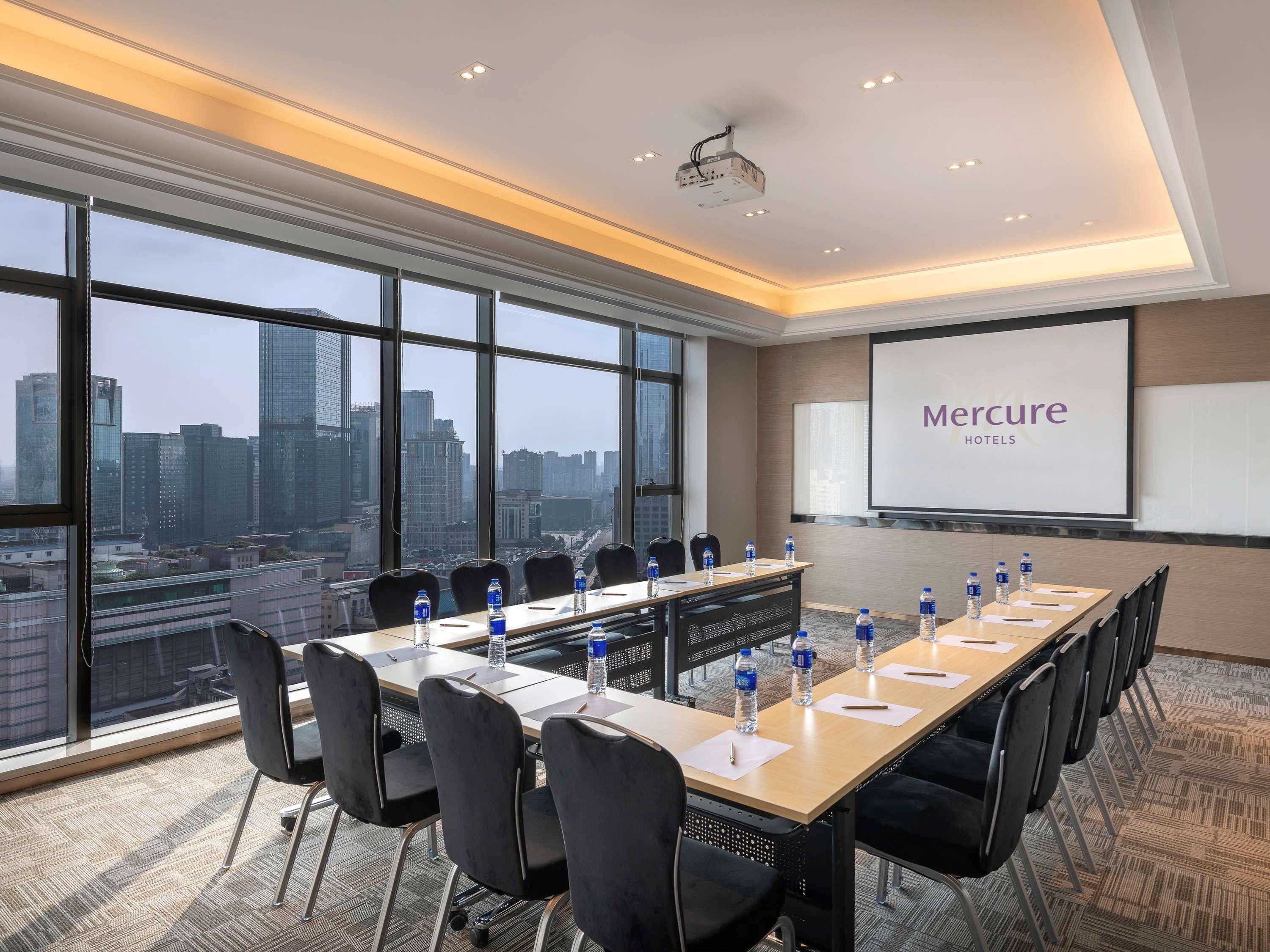 Mercure Chengdu Chunxi Exterior photo